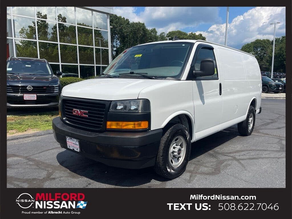 2023 GMC Savana