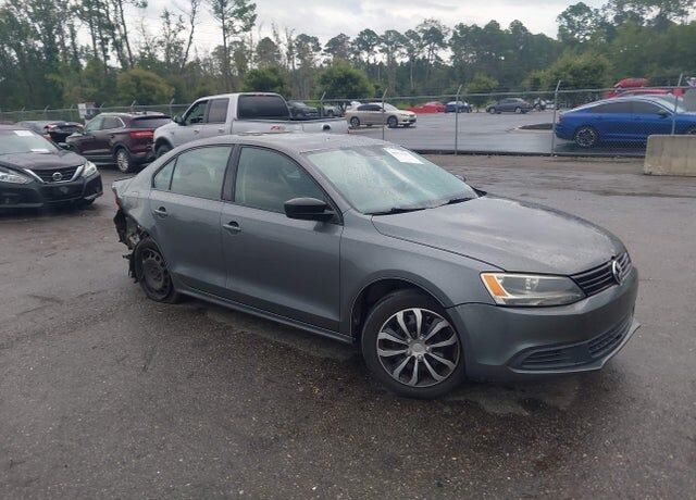 2012 VOLKSWAGEN Jetta