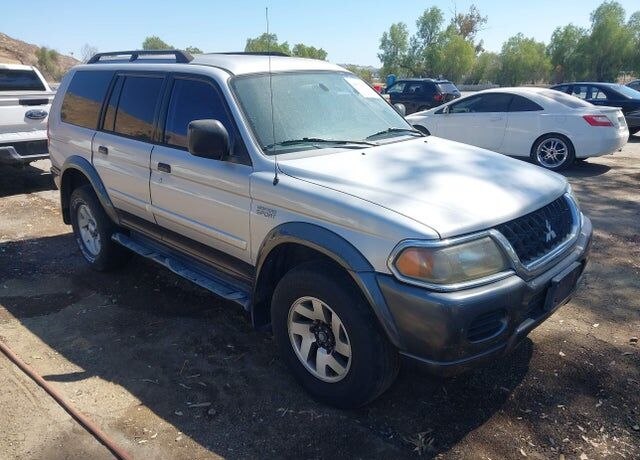 2003 MITSUBISHI Montero Sport