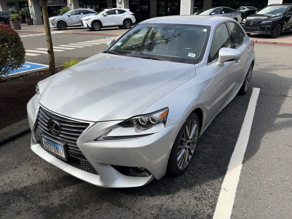 2015 LEXUS IS