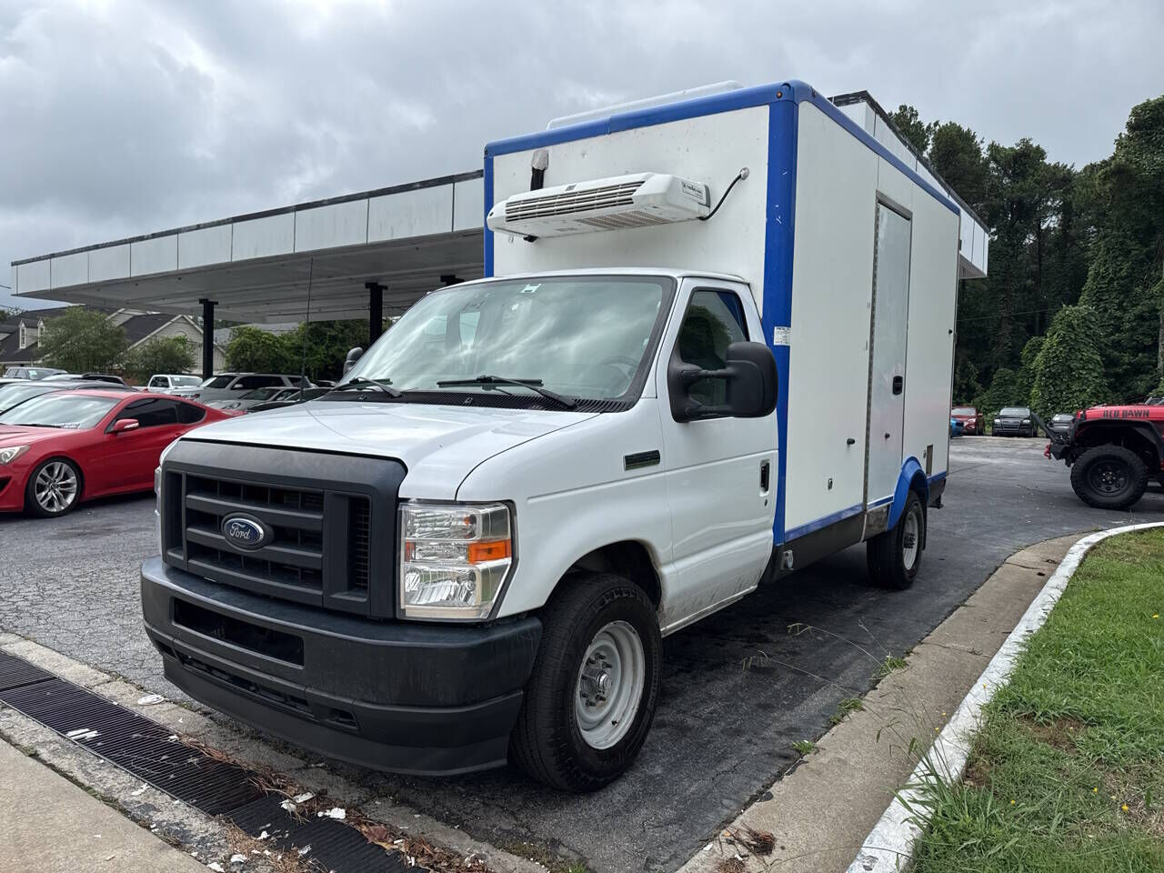 2024 FORD E-350