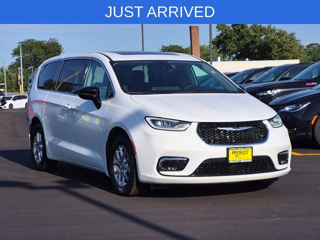 2024 CHRYSLER Pacifica