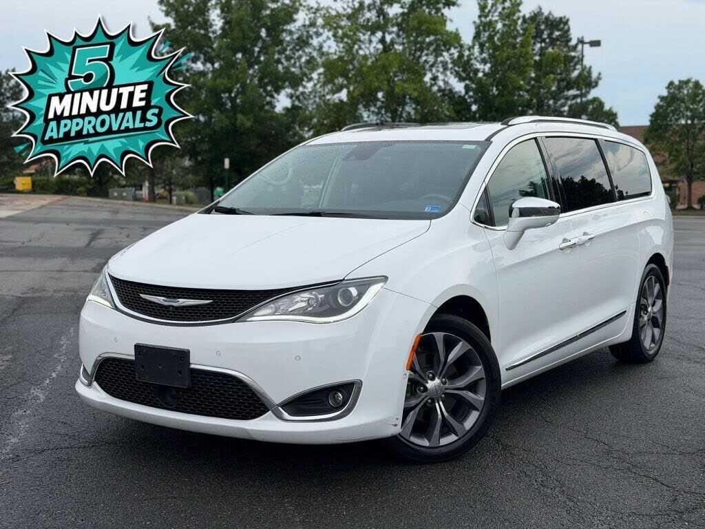 2019 CHRYSLER Pacifica