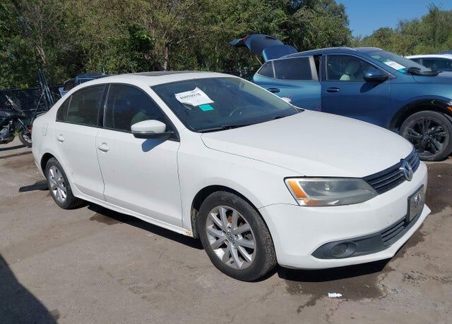2011 VOLKSWAGEN Jetta