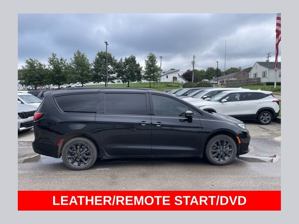 2021 CHRYSLER Pacifica