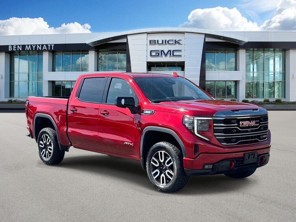 2023 GMC Sierra