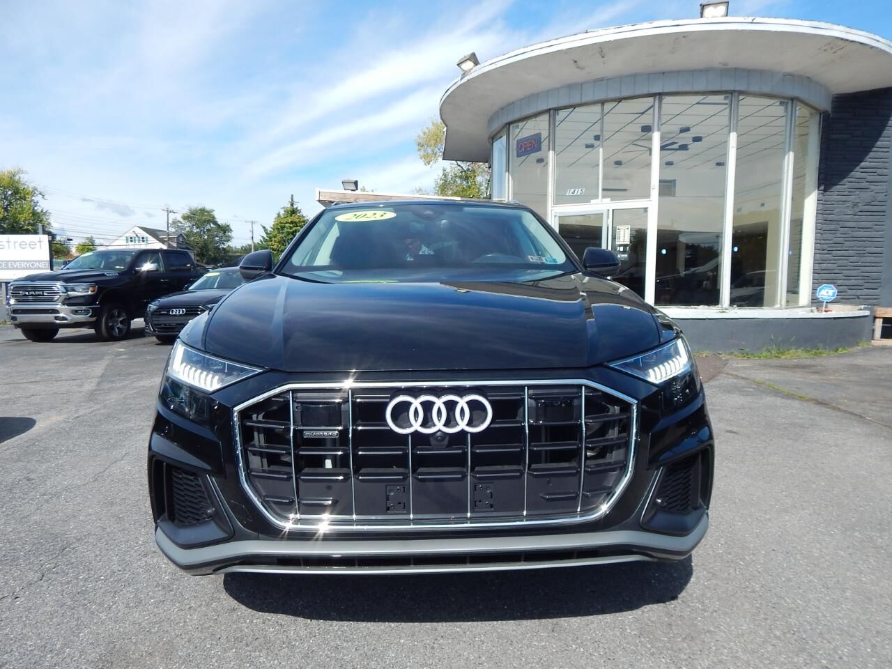 2023 Audi Q8