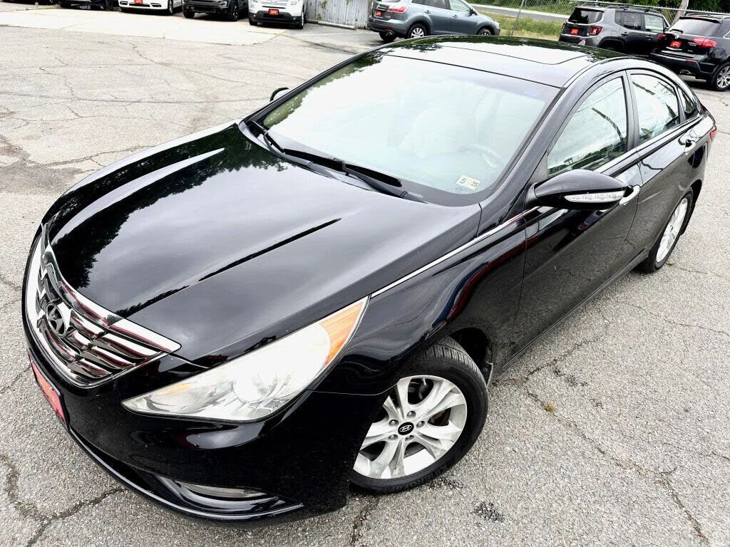 2011 HYUNDAI Sonata