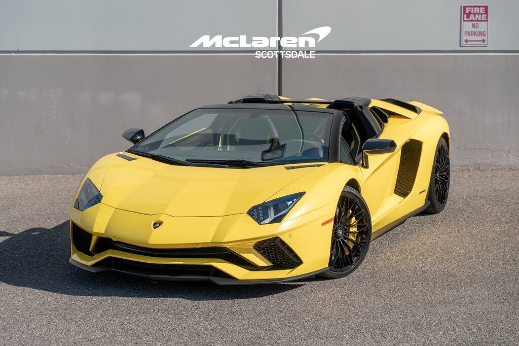 2019 LAMBORGHINI Aventador