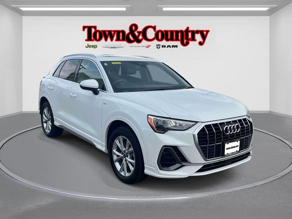 2022 AUDI Q3