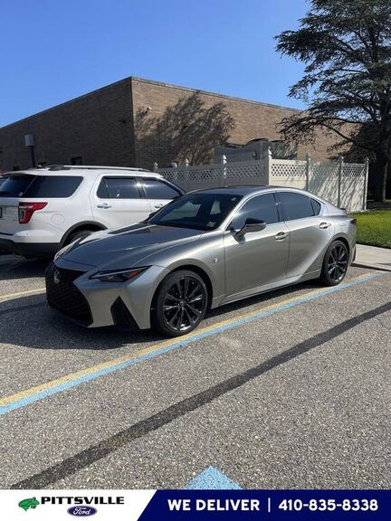 2022 LEXUS IS