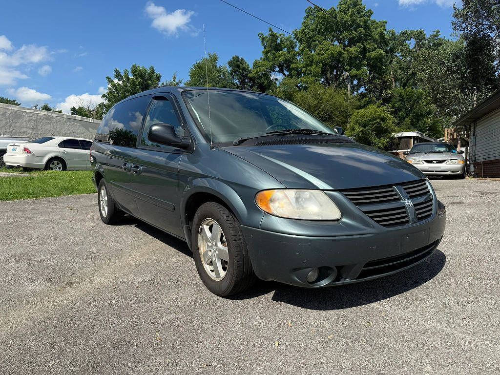 2005 DODGE Caravan