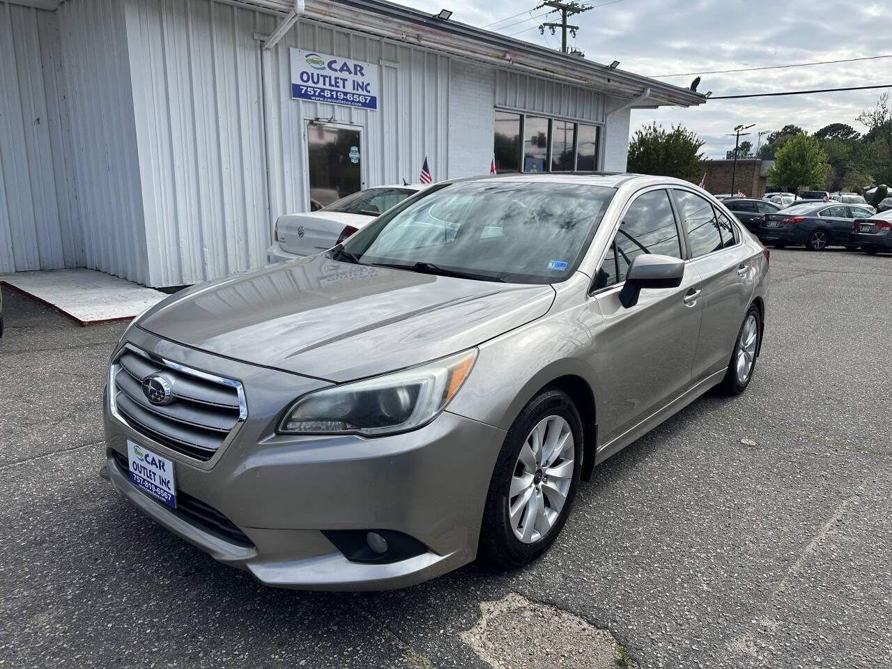 2016 SUBARU Legacy