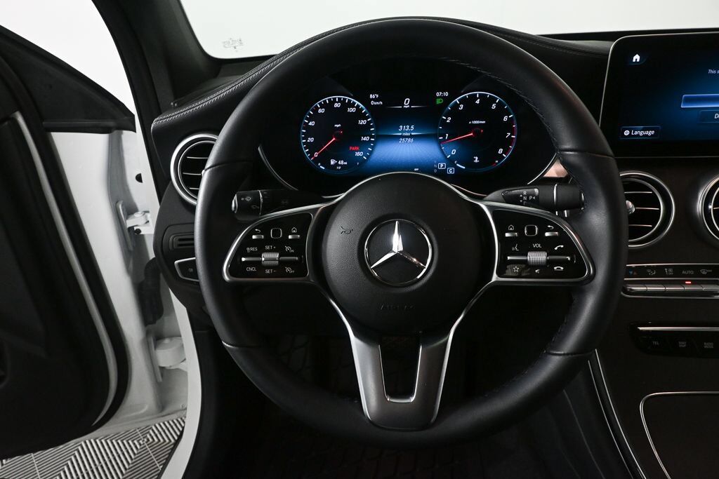 2023 Mercedes-Benz GLC-Class