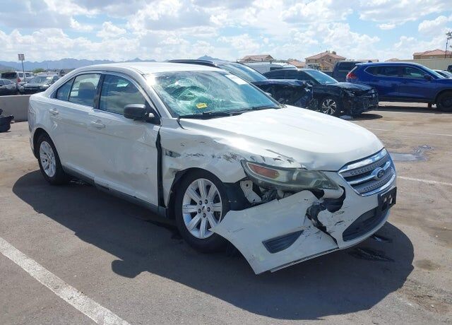 2011 FORD Taurus