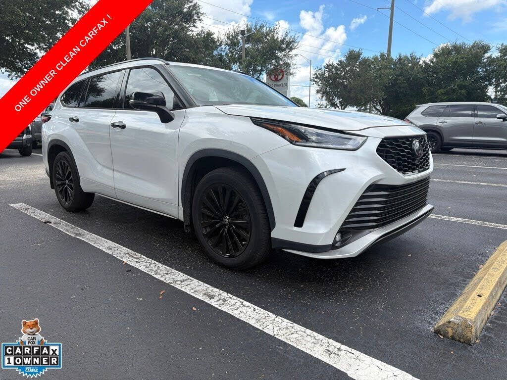2023 TOYOTA Highlander