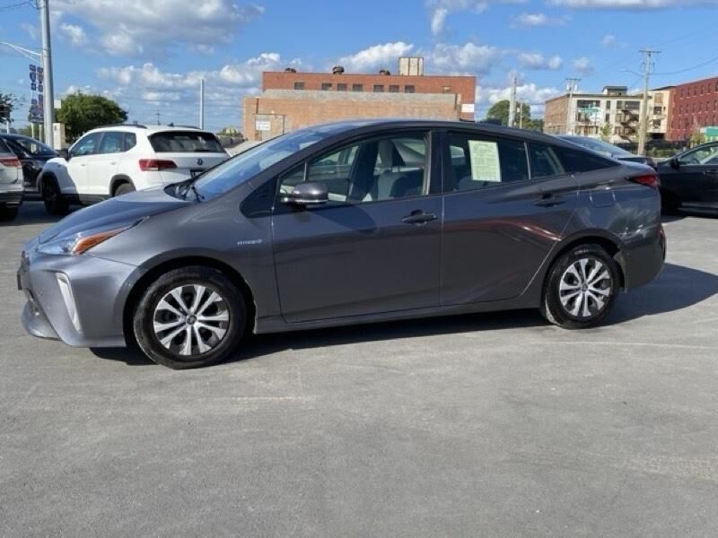 2020 TOYOTA PRIUS