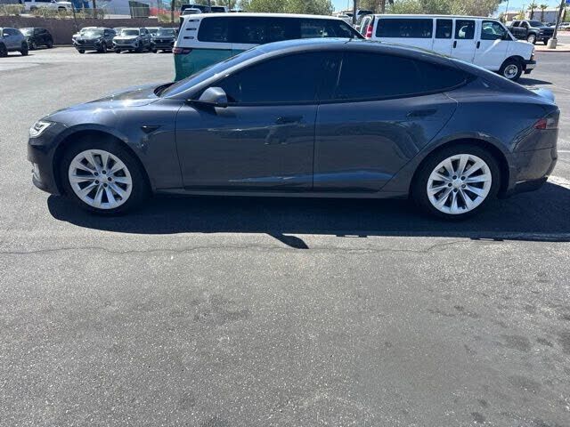 2019 TESLA Model S