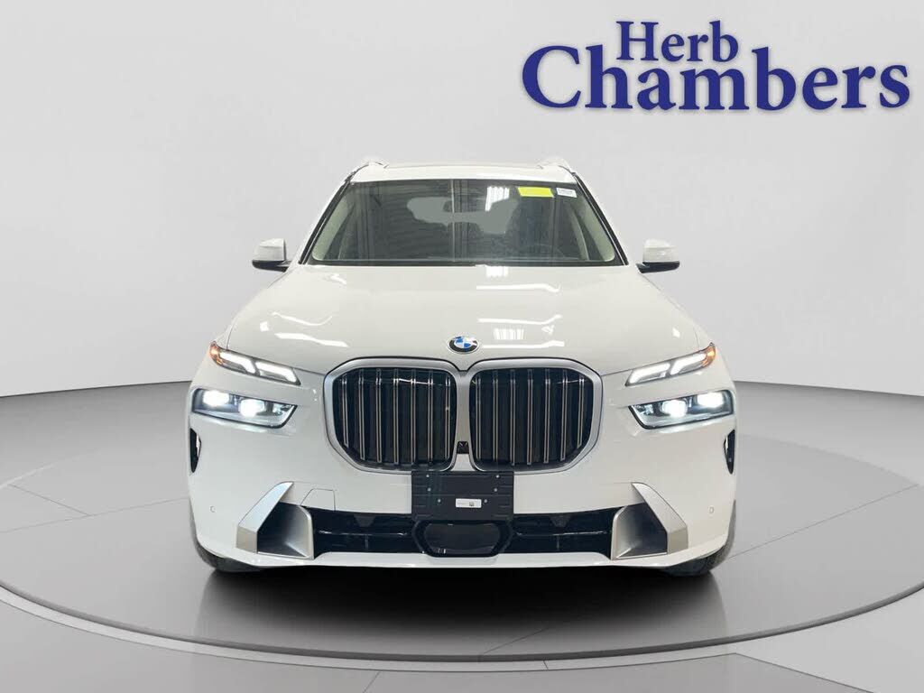 2026 BMW X7
