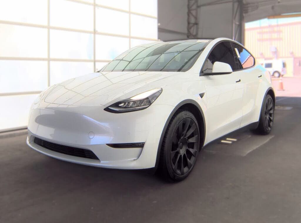 2021 TESLA Model Y