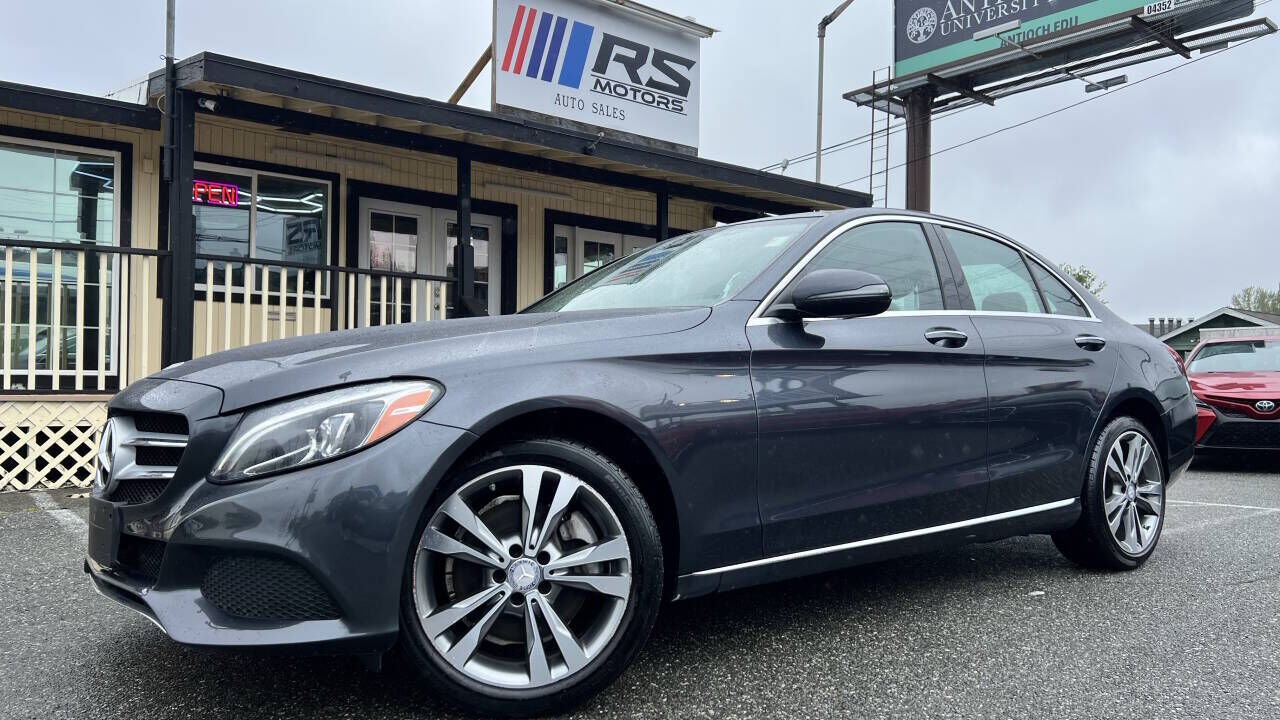 2016 MERCEDES-BENZ C-Class