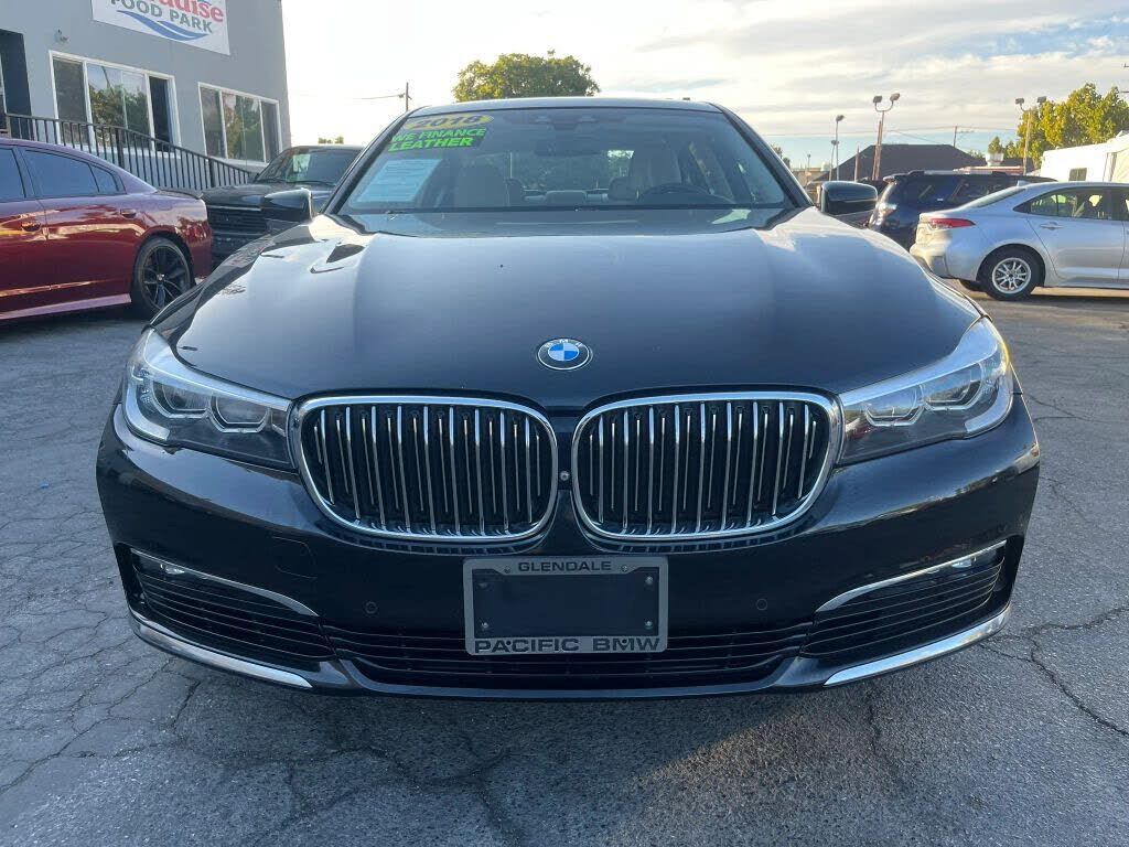 2018 BMW 740i
