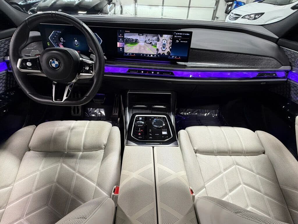 2024 BMW 760i