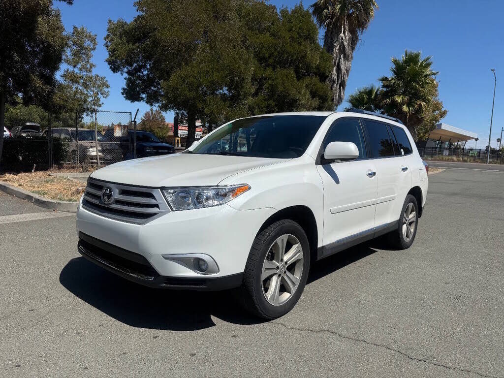 2012 TOYOTA Highlander