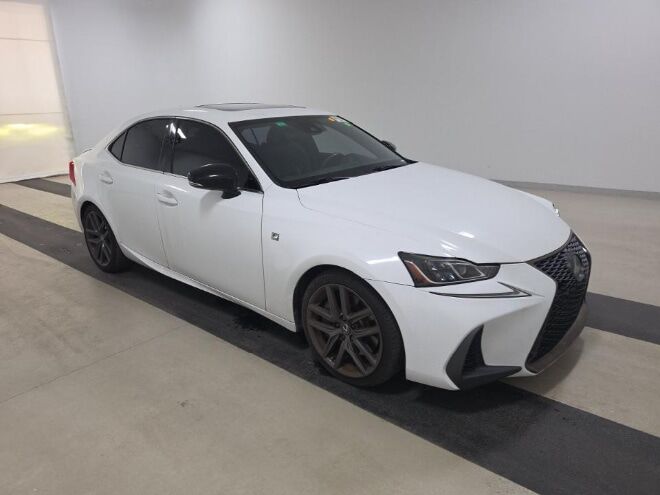 2020 LEXUS IS