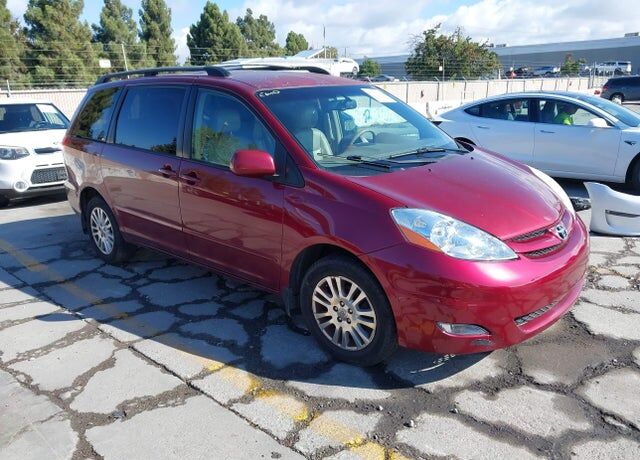 2007 TOYOTA Sienna
