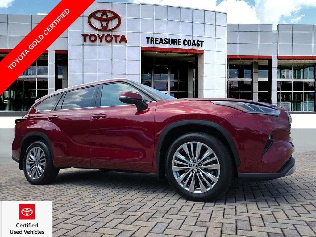 2026 TOYOTA Highlander