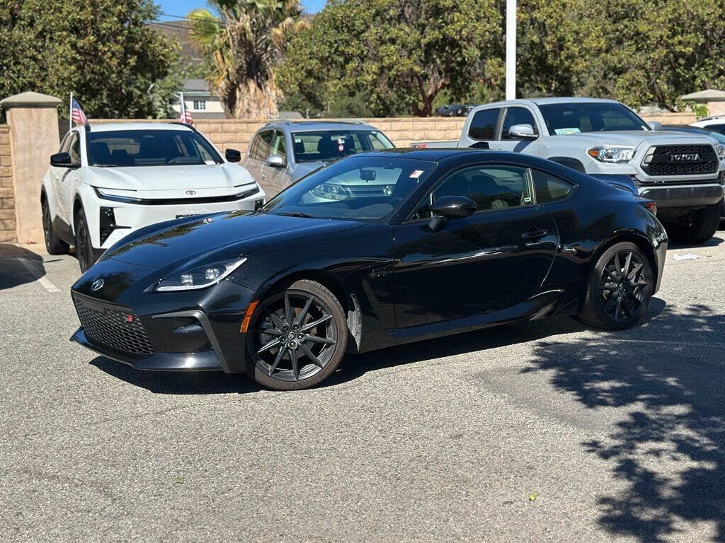 2024 TOYOTA GR86