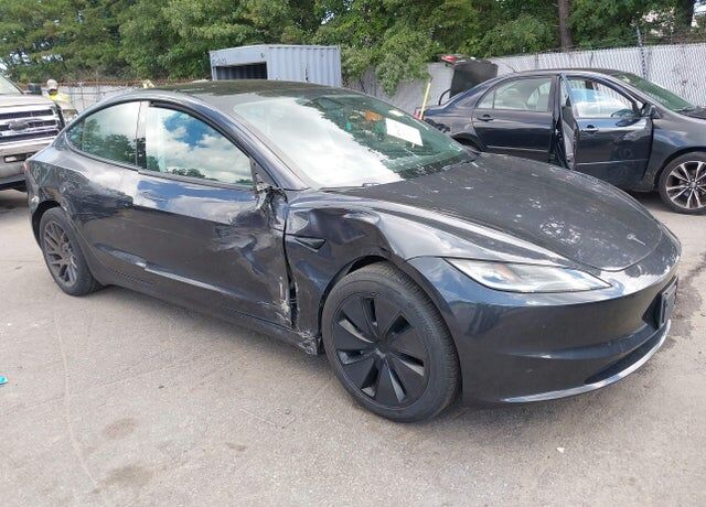 2024 TESLA Model 3