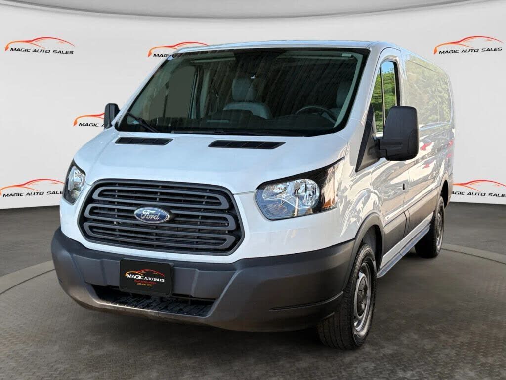2018 FORD Transit