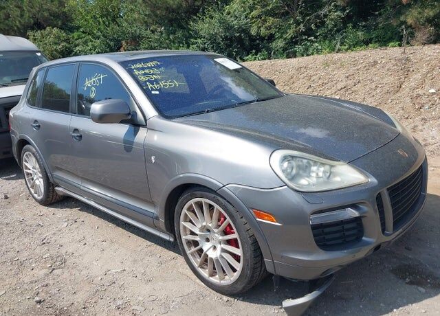2010 PORSCHE Cayenne