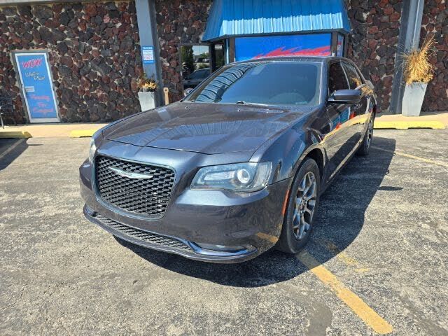 2017 CHRYSLER 300