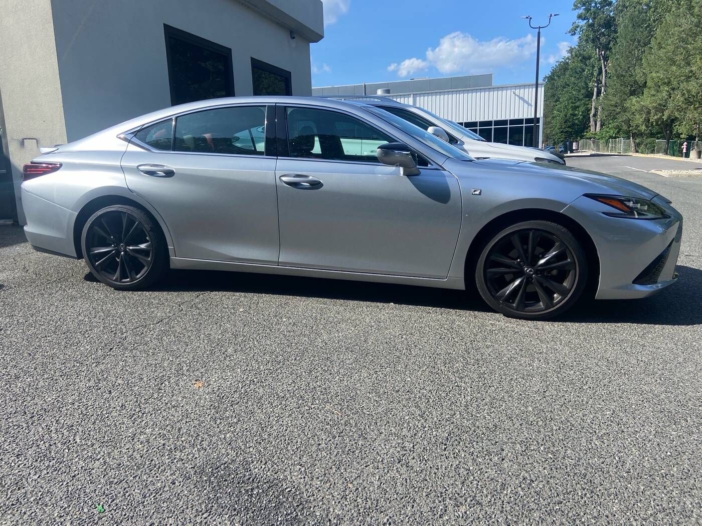 2023 LEXUS ES