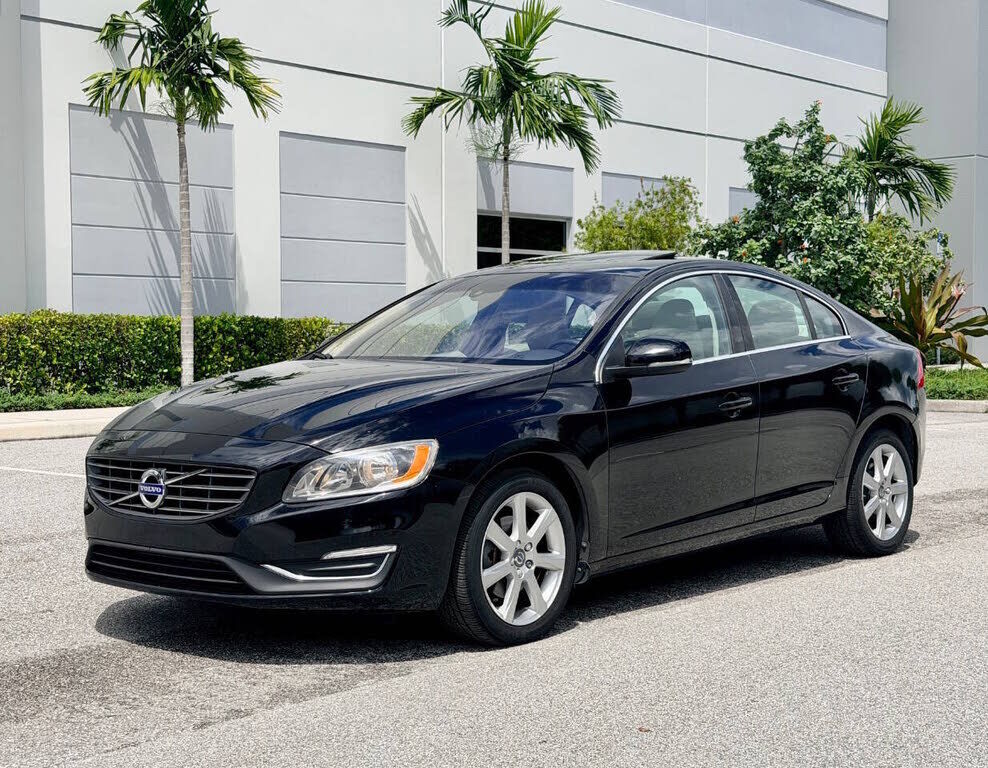 2016 VOLVO S60