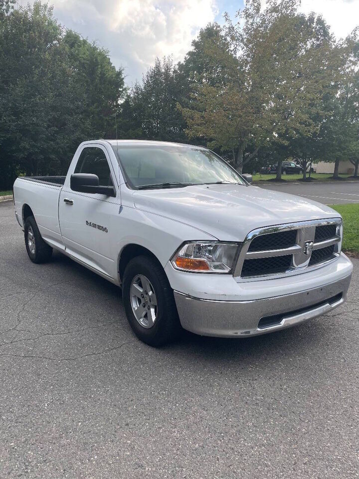 2011 DODGE Ram