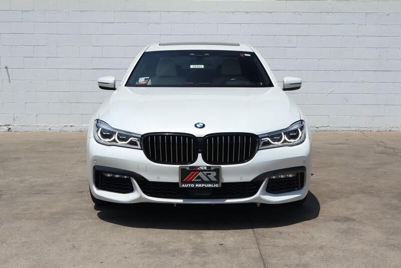 2017 BMW 750i / B7