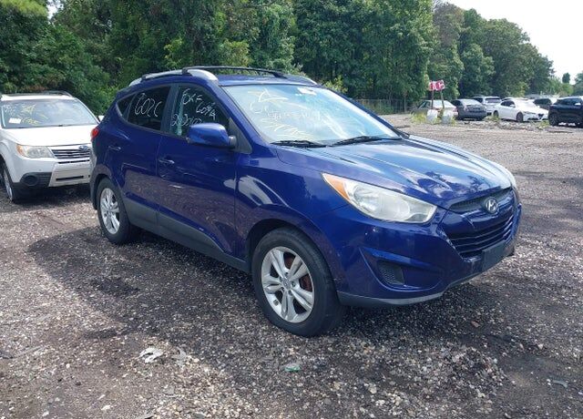 2011 HYUNDAI Tucson
