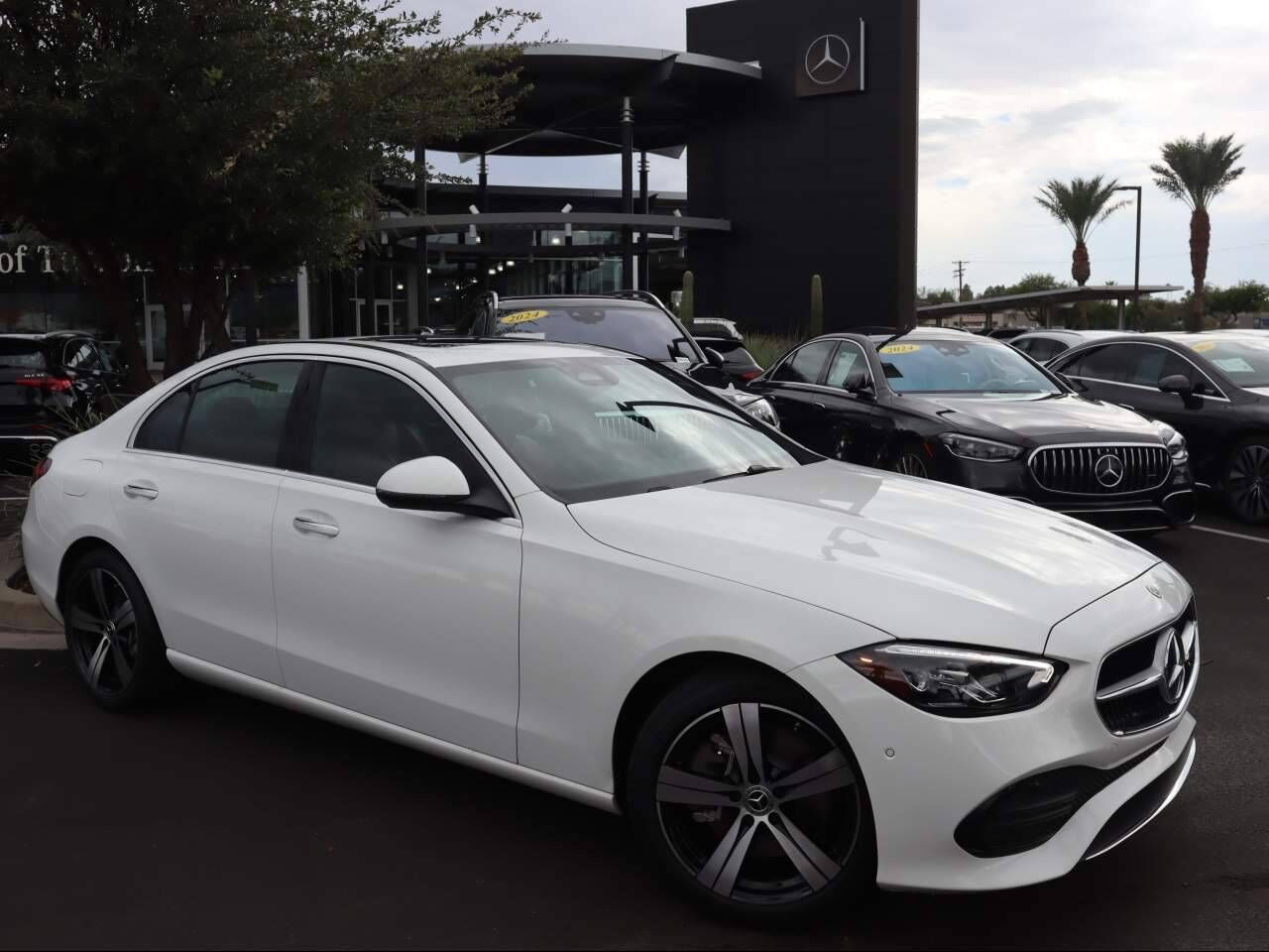 2025 MERCEDES-BENZ C-Class