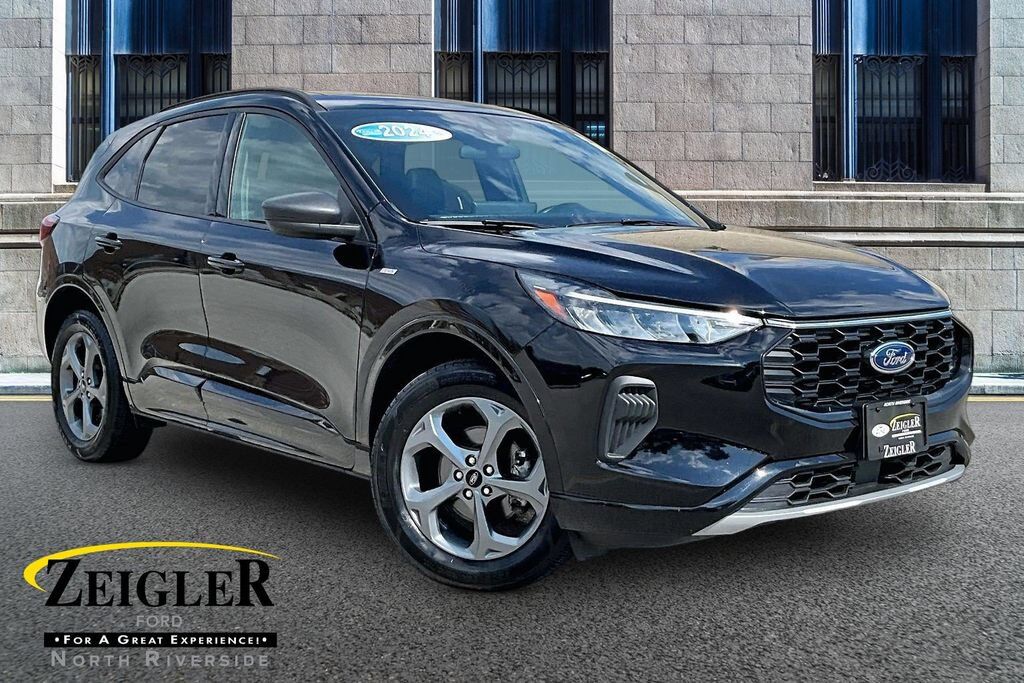 2024 FORD Escape
