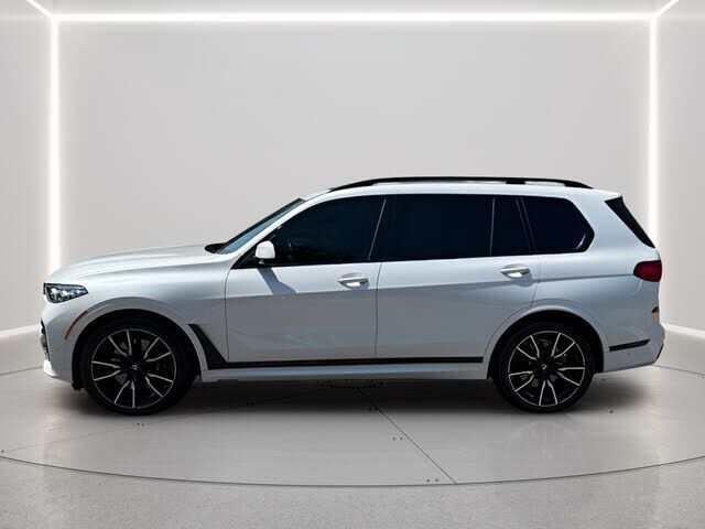 2022 BMW X7