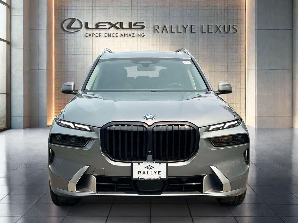 2024 BMW X7