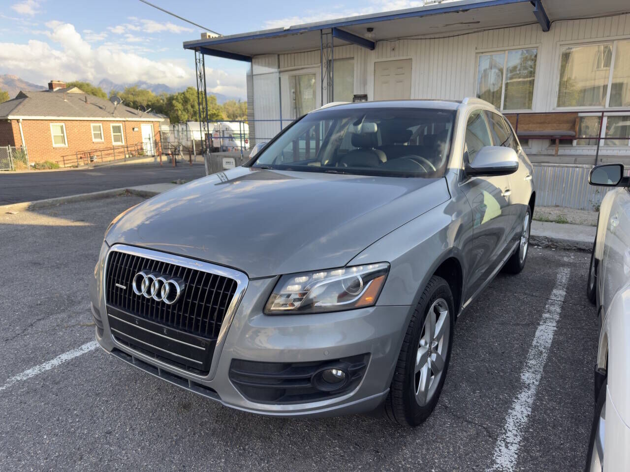 2010 AUDI Q5