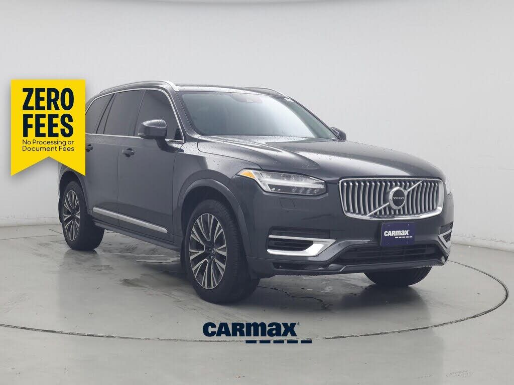 2022 VOLVO XC90