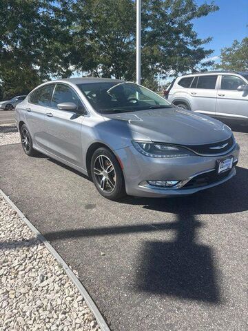 2015 CHRYSLER 200