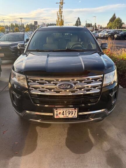 2018 FORD Explorer