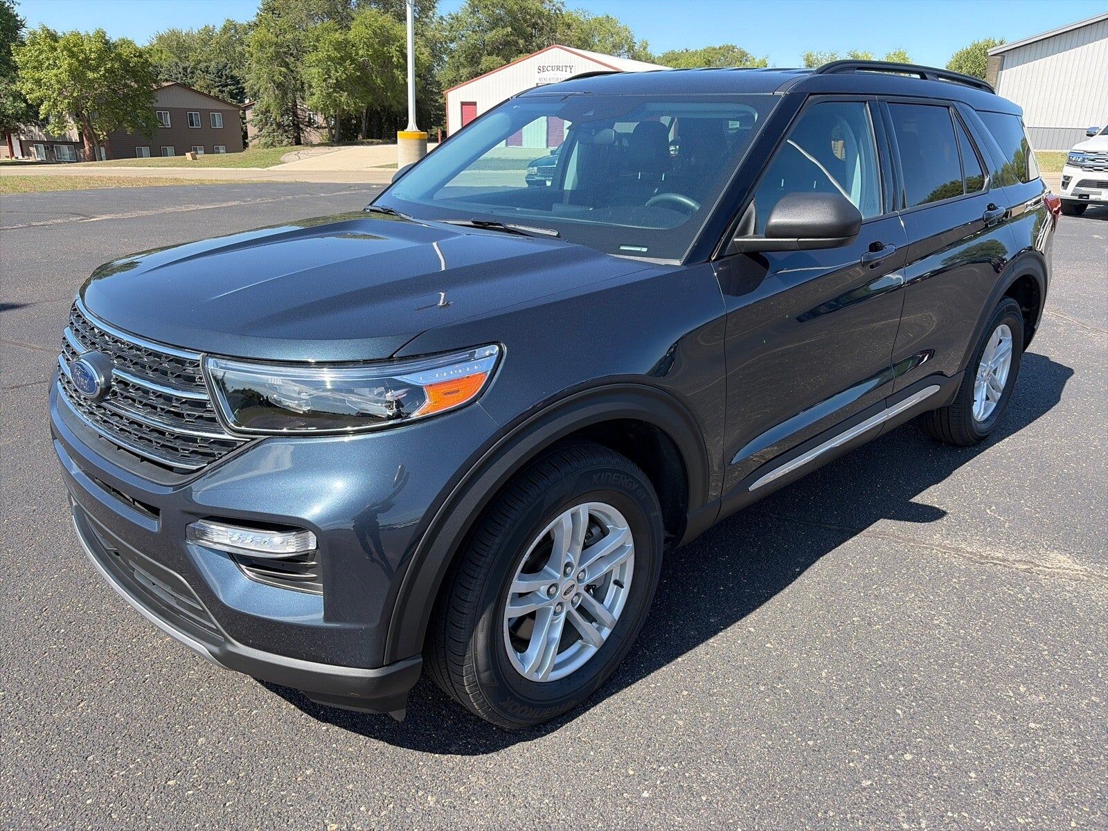 2024 FORD Explorer